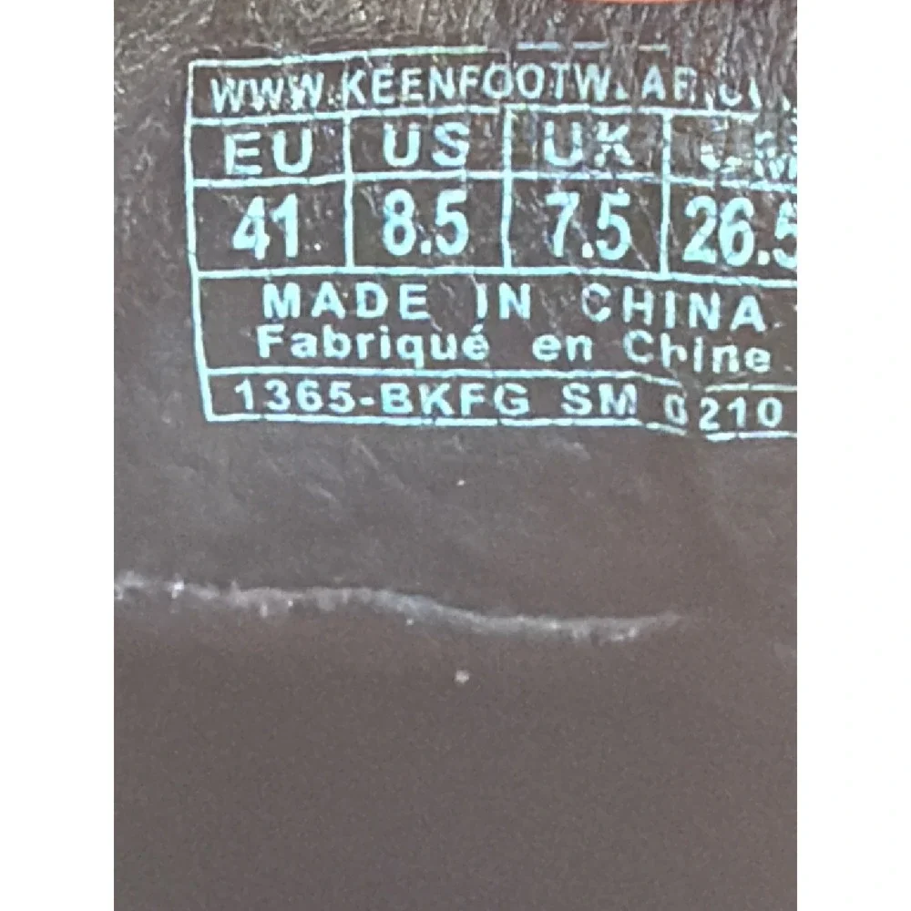 KEEN Briggs II Mens Black Leather Comfort Walking Shoes 1365-BKFG Size 8.5